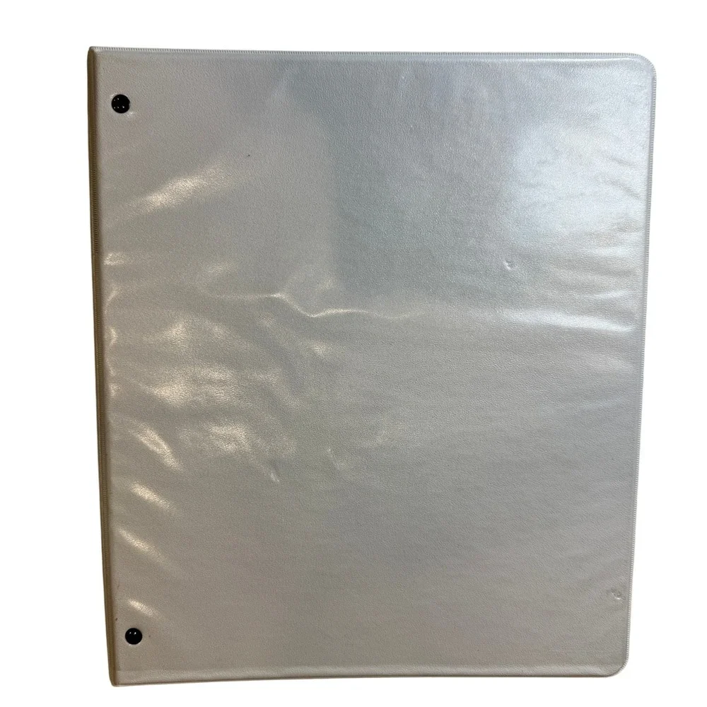 Staples Standard 0.5 Inch 3-Ring View‎ Binder White 120 Sheet Capacity 24858